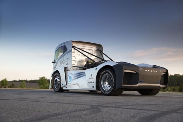 La cifra de par motor máximo del Volvo Iron Knight se acerca a los 6.000 Nm.